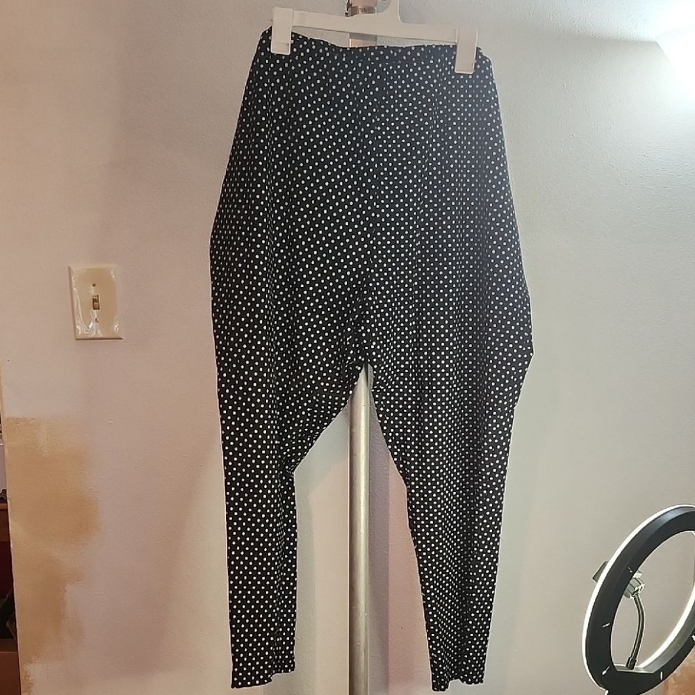 Black and White Polka Dot Stretch Pants